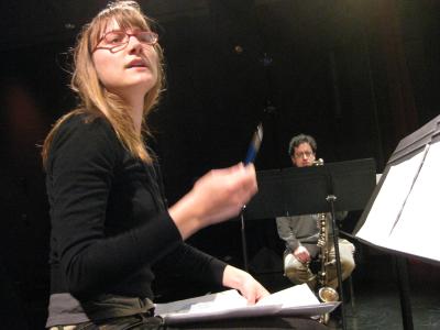 Catherine Lamb (r) looks up during a rehearsal with clarinetist Phil O’Connor prior to OM 14, (2009)