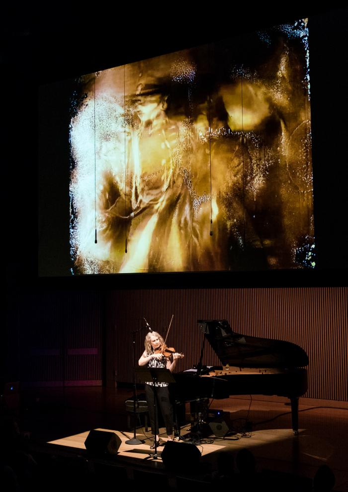 Kate Stenberg performing Michael Gordon’s “Light Is Calling” during OM 21, San Francisco CA (2016)