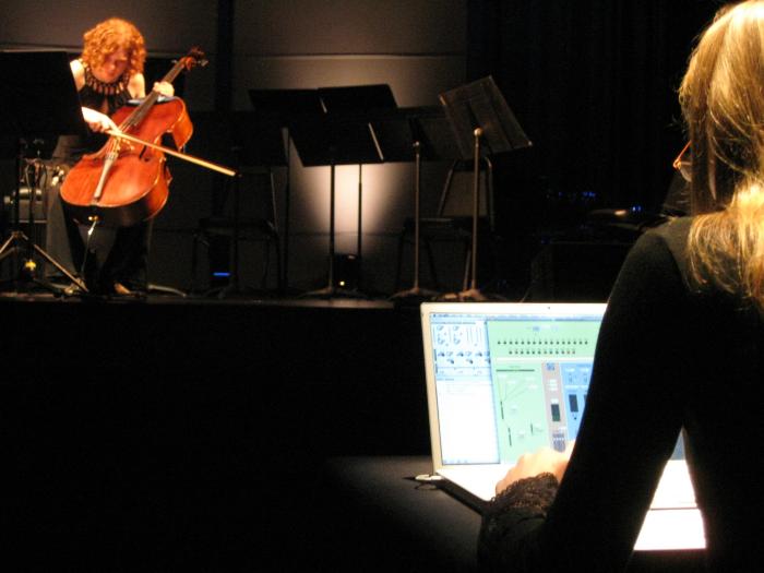 Hanna Addario-Berry & Dobromiła Jaskot (l to r) during OM 14, San Francisco CA., (2009)