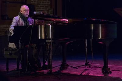 Sten Sandell at the piano during a performance at OM 23, vs. 2, San Francisco CA (April 12, 2018)